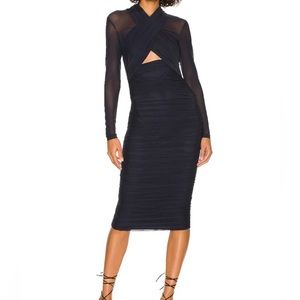 BARDOT ALIYAH DRESS IN NAVY